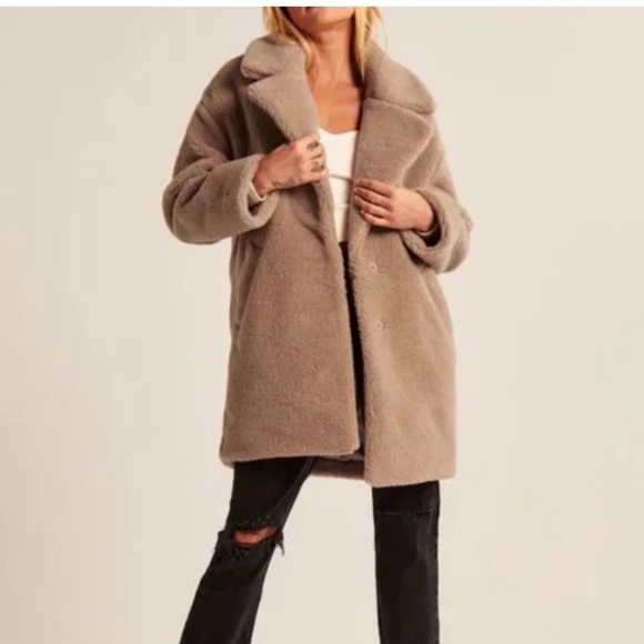 Abercrombie teddy coat - Picture 2 of 3